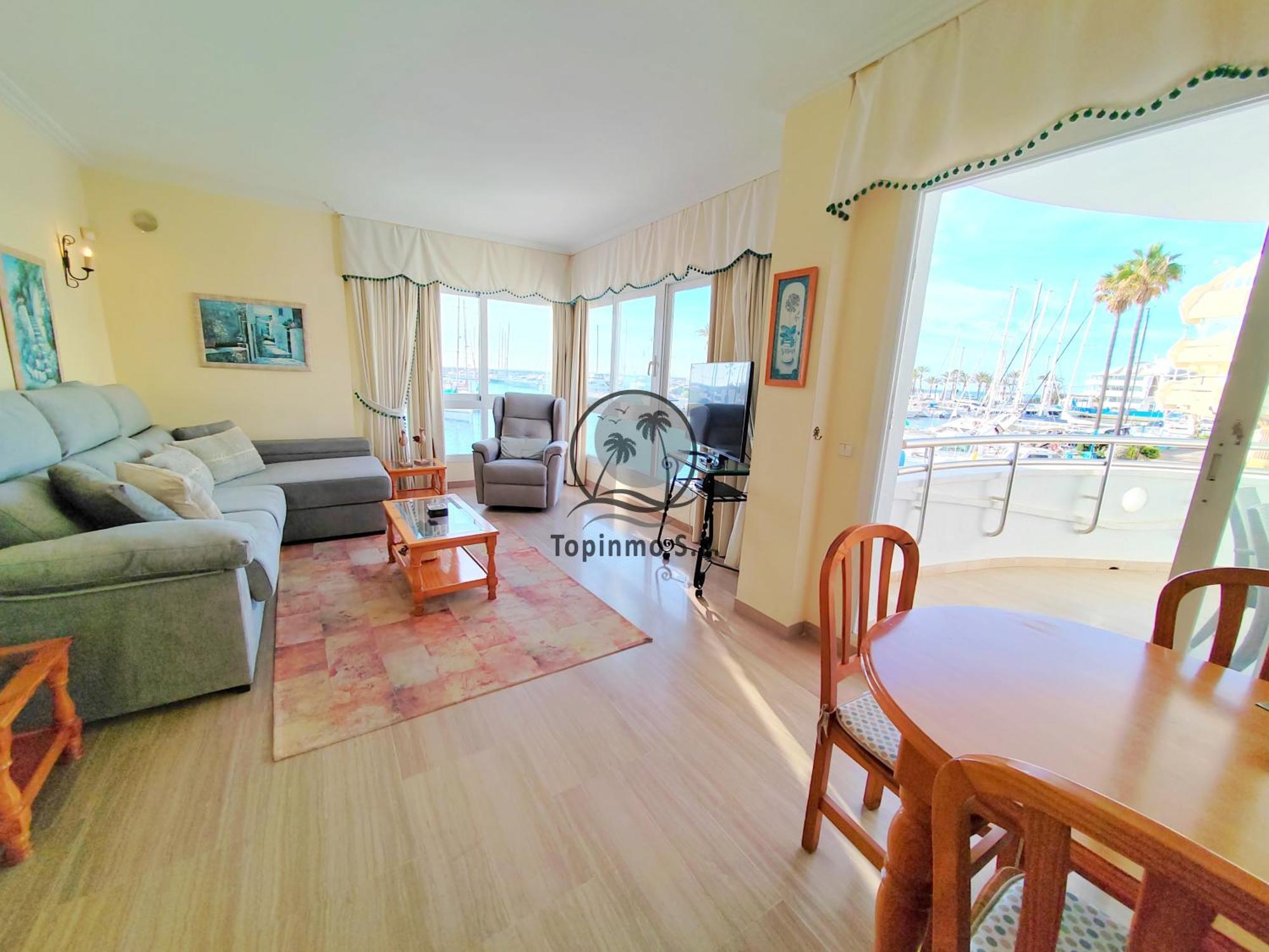 Cozy Corner 2 Bedroom Apartment On New Island Complex In Marina Harbour ベナルマデナ エクステリア 写真